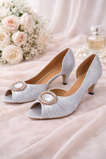 Woman's Satin Bridal Shoe 2"