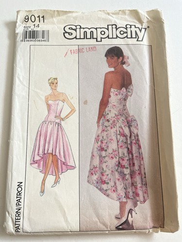 Simplicity sewing pattern - simplicity,