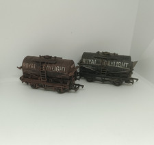 2 X MAINLINE ROYAL DAYLIGHT