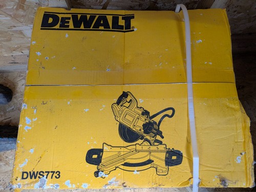 Dewalt dws773 240 - dws773-gb, 216mm