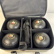 COMMANDER size 4 M bowls &