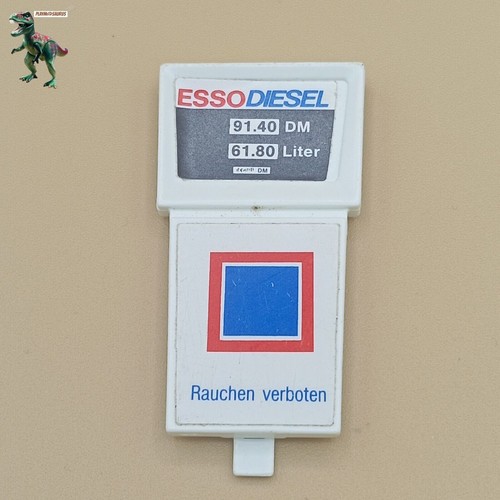 Playmobil-frame-pump-gasoline-