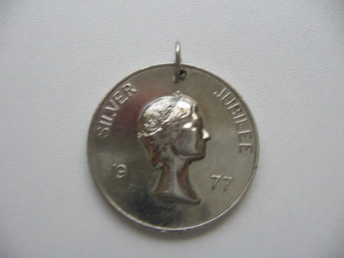 Qeii 1977 silver - qeii,