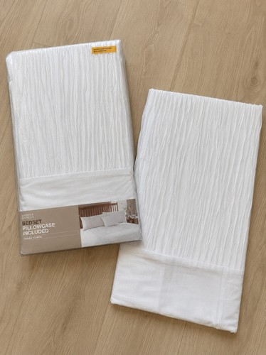 Mark spencer single - &,