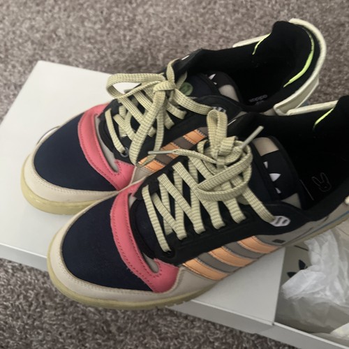 Size bad bunny - -,