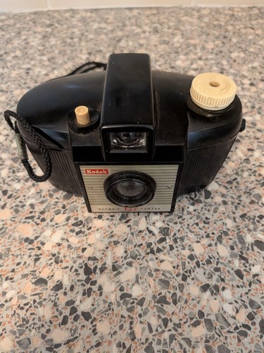 Vintage kodak brownie - kodak,