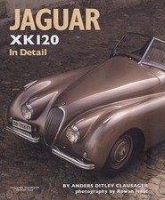 Jaguar XK120 in Detail -