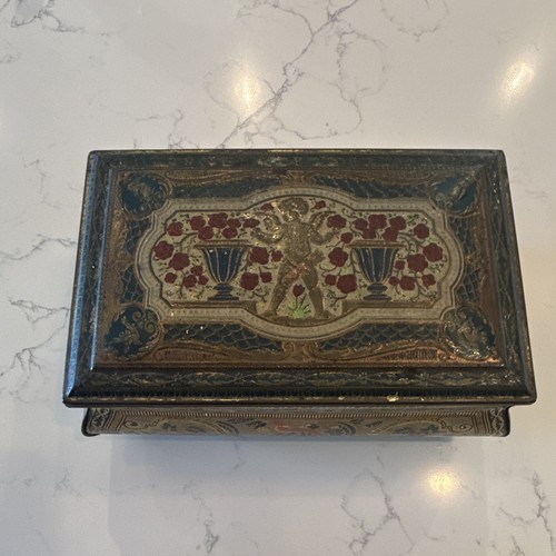 Vintage biscuit tin - biscuit,