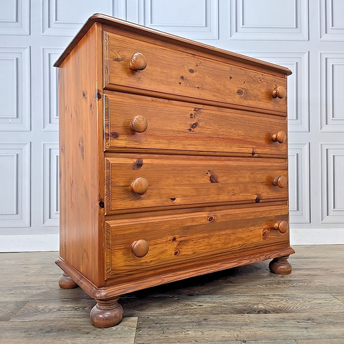 Vintage chest drawers - of,