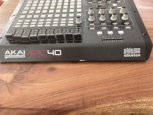 Akai mpc - akai,