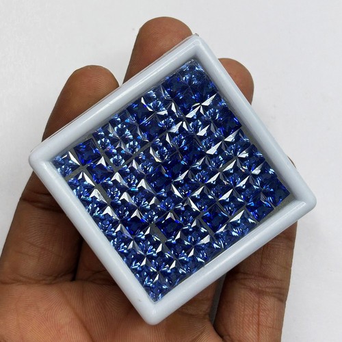 Natural blue sapphire 5x5 - blue,