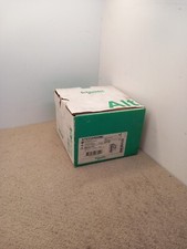 Schneider Electric ATV312H055M2!! NEW In The Box Original!!