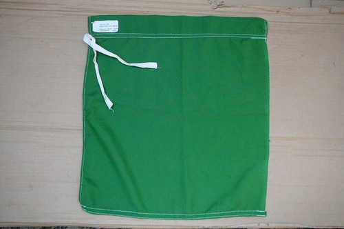 Green army convoy flag - green,