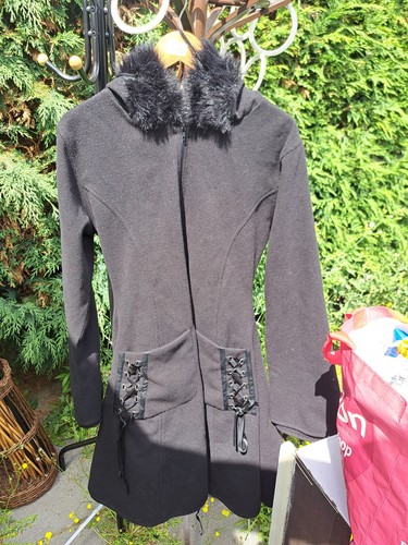 Poizen industries alice gothic - alice,