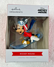 Hallmark Snowboarding Mickey