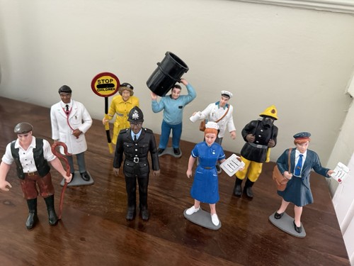 Vintage elc people who help - elc,