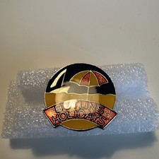 BUTLINS BADGE - Metal & Enamel