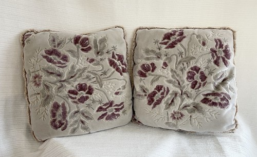 Pair floral chenille - pair, cushion