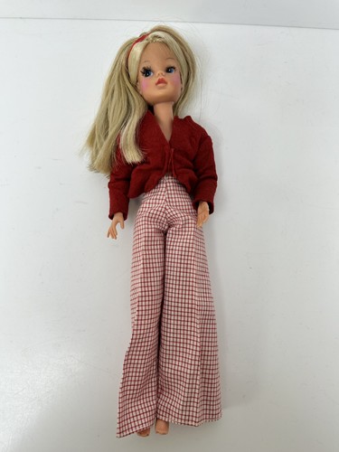 Vintage gauntlet sindy - gauntlet,