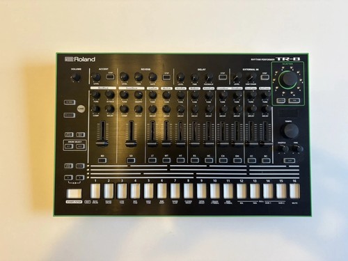 Roland 8 - roland, tr-8