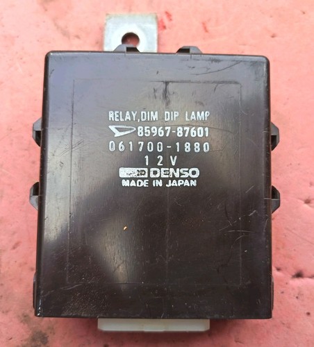 Daihatsu fourtrak headlight - daihatsu,