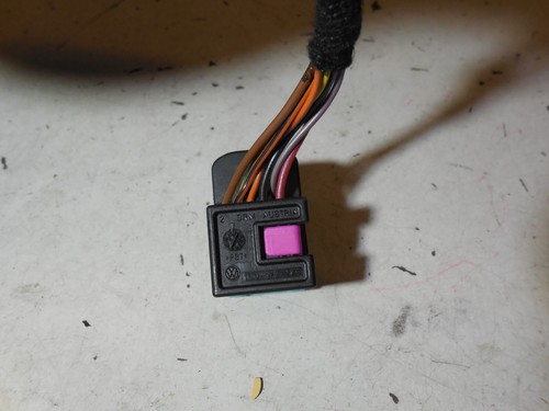 Wiring loom connector plug - wiring,