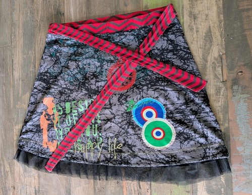 Grey red desigual line - desigual, a-line