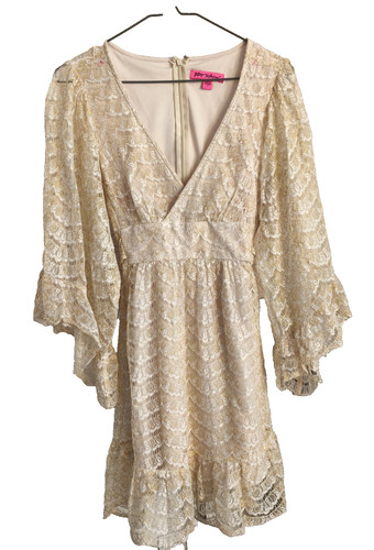 Betsey johnson cream - betsey, gold