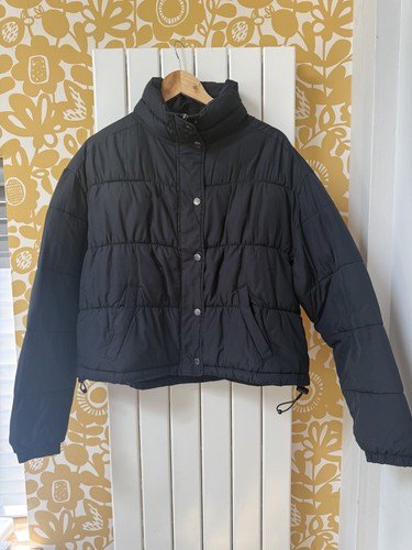 Hollister black quilted - black,,