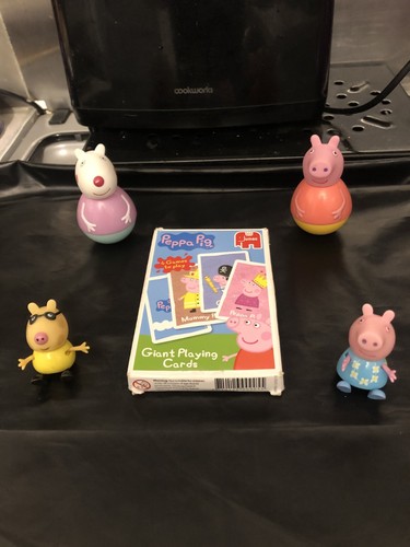 Peppa pig house figures - peppa,