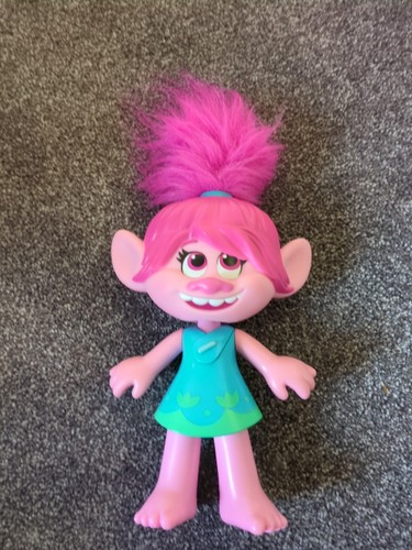 Hasbro dreamworks trolls world - hasbro,