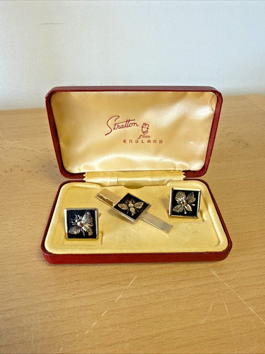 Vintage stratton boxed - vintage,