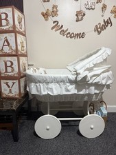 White XL Moses Basket with