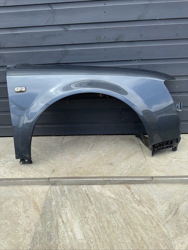 Audi 2001 front wing - audi,