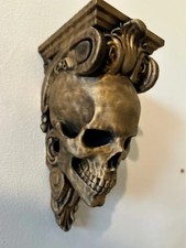 x2 Gothic skull shelf hand