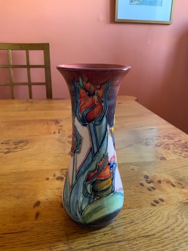 Moorcroft red tulip pattern - red,