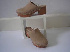 SLIP ON PLATFORM CLOGS/MULES