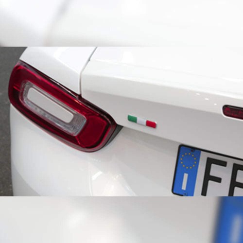 Genuine italian flag badge - genuine,