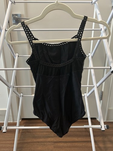 Women wear moi black - women’s,