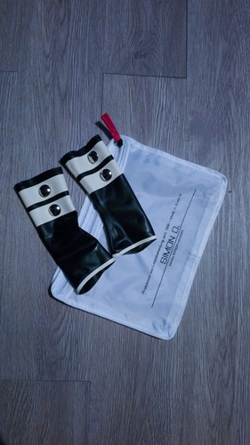 Simon latex gauntlets gloves - gauntlets,