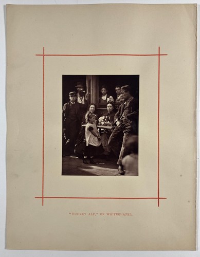 Collector photo john thompson - photo:,
