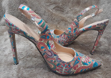 NEW - Womens Multi Coloured
