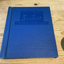 Stanley Gibbons Swiftsure Spring back World Album With Over 1200 World Stamps
