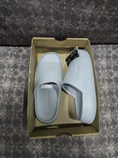 BRAND NEW Genuine Nike Calm