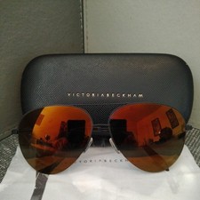 victoria beckham Pilot