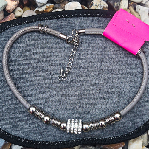 Grey faux leather - leather, choker