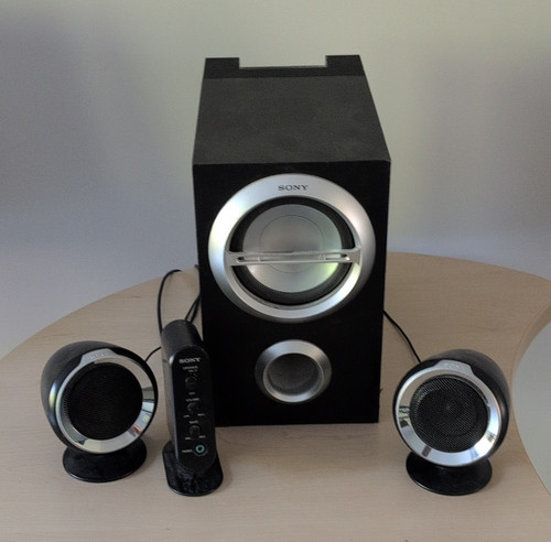 Sony wired speaker - sony,