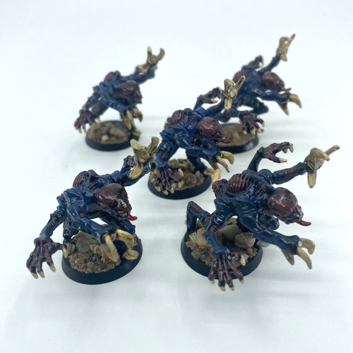 Genestealers brood tyranids - -,