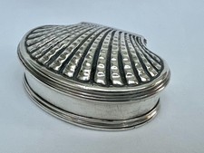 Superb Georgian Sterling Silver Clam Shell Snuff Box of Quality