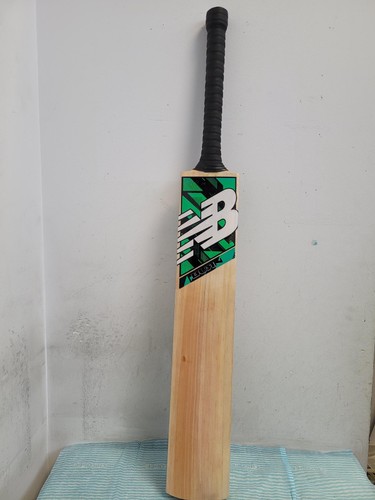 Cricket bat new - bat-, balance